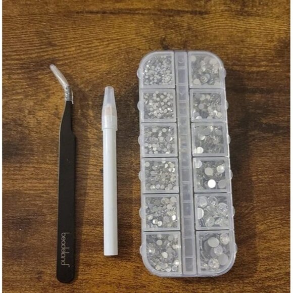New Rhinestones for Makeup,8 Sizes 2500pcs Crystal Flatback Rhinestones Face Gem - Picture 1 of 1